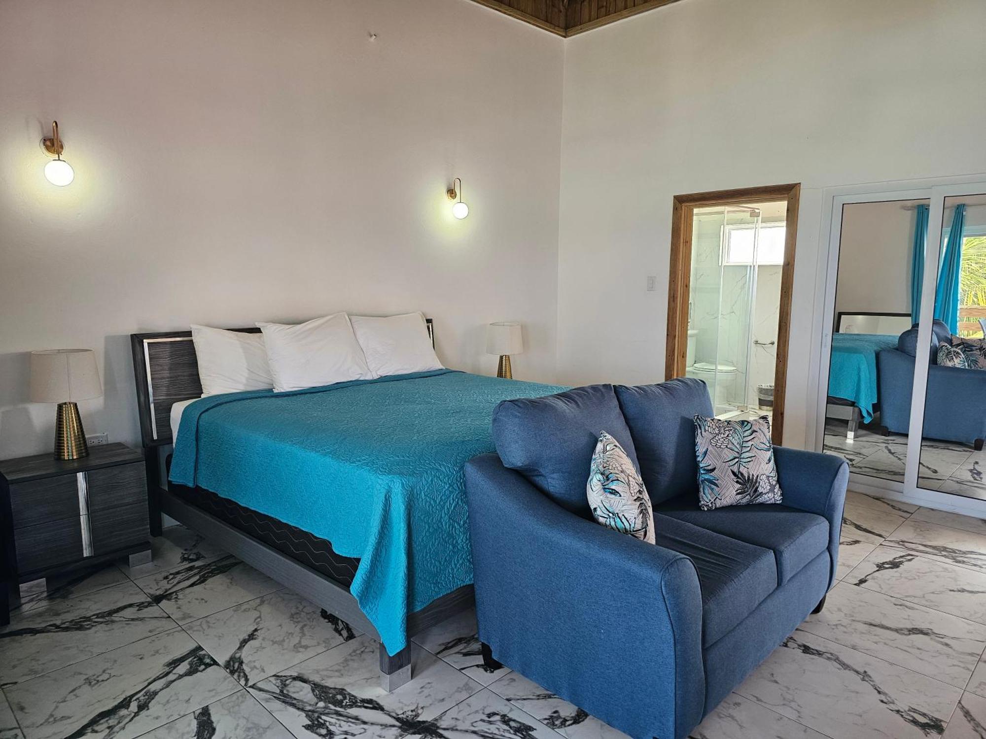 Roots Cafe Rooms Νεγκρίλ Εξωτερικό φωτογραφία